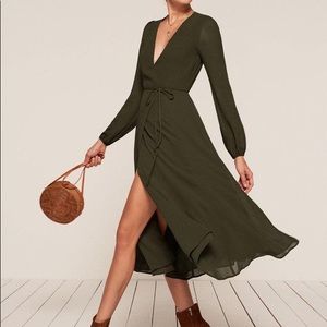 NWT XS Reformation Nicole dress.